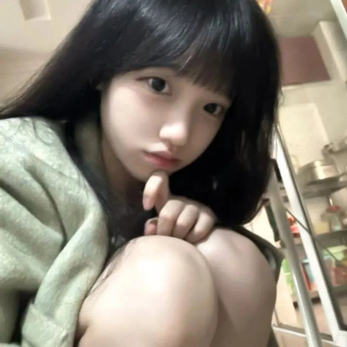 闪耀的她