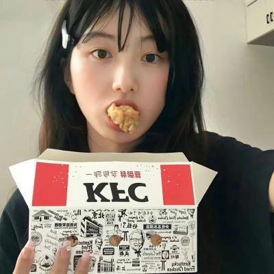 镜内情谜